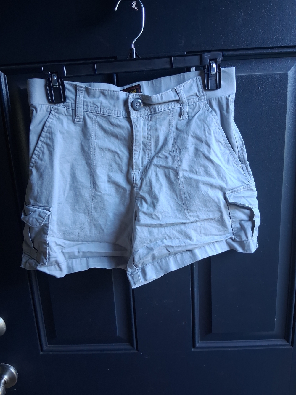 Lee Light Gray Casual Shorts with Logo Patch